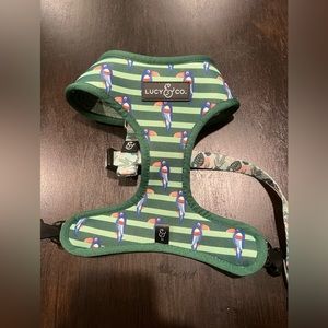 Reversible Lucy & Co “Birds of Paradise” medium dog harness